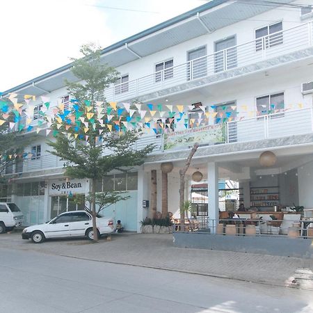 Reddoorz At Fat J Apartelle Mactan Cebu Extérieur photo
