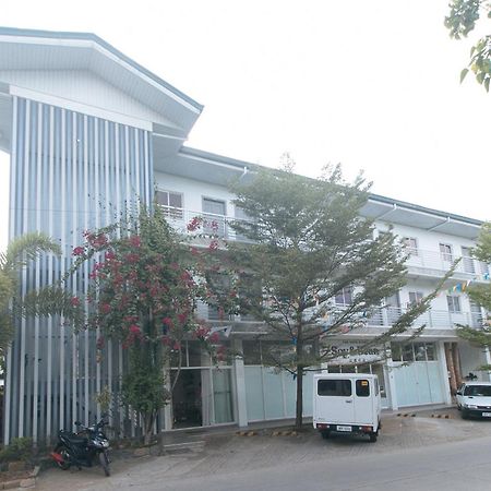 Reddoorz At Fat J Apartelle Mactan Cebu Extérieur photo